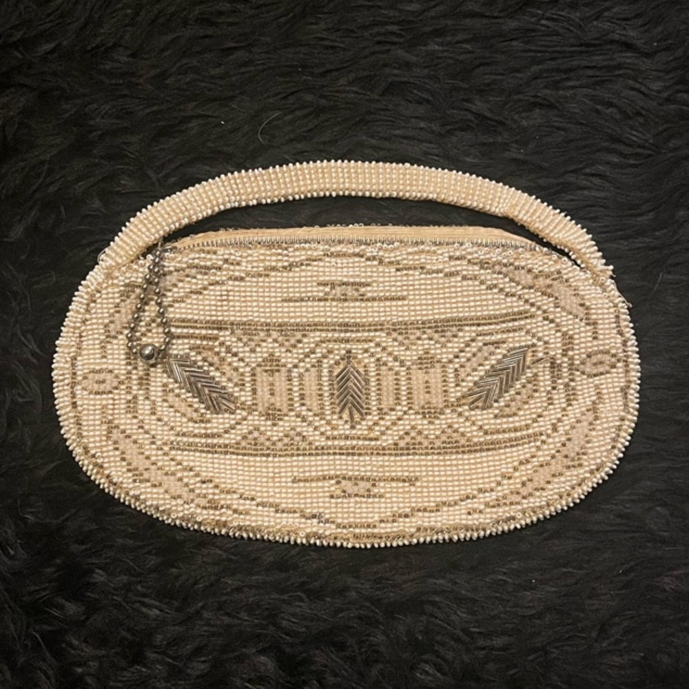 Small beaded clutch purse